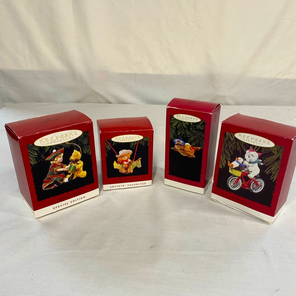 Vintage Hallmark Keepsake Ornaments (lot of 4)